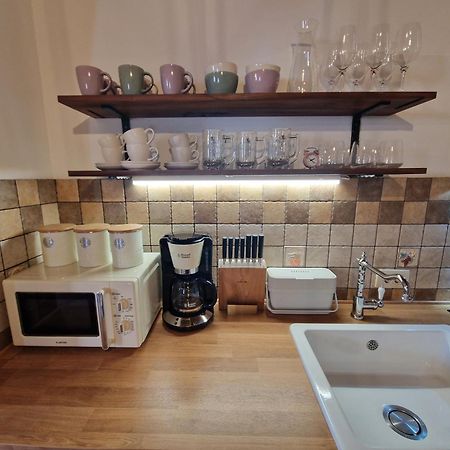 Wine & Apartment Vinales โคเปร์ ภายนอก รูปภาพ